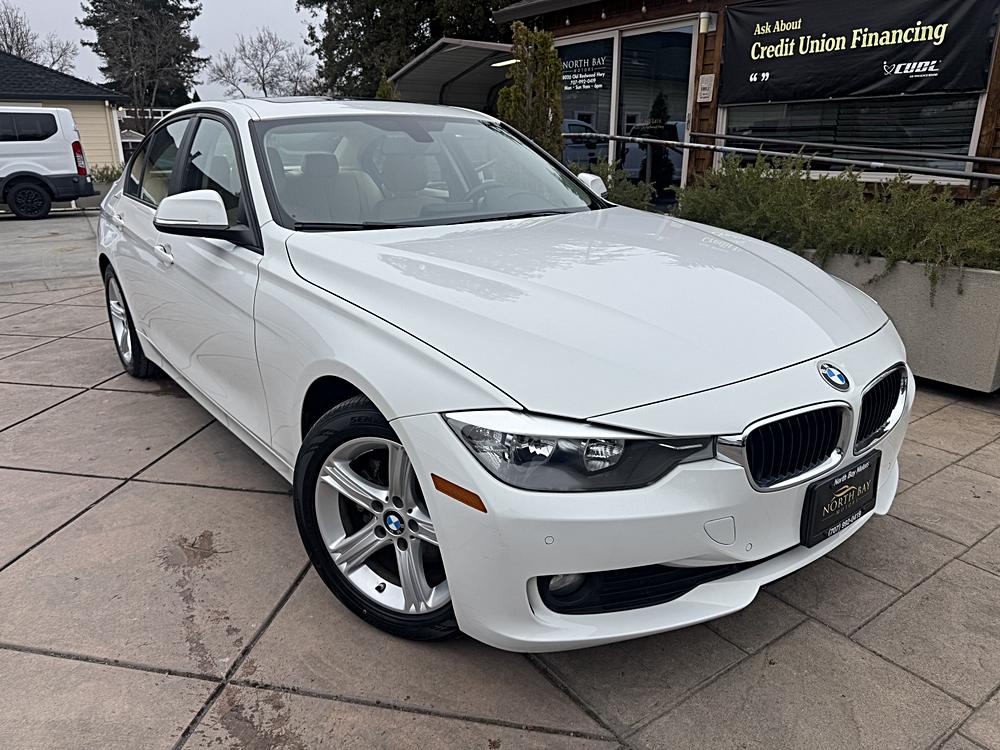 2014 BMW 3 Series 320i's photo