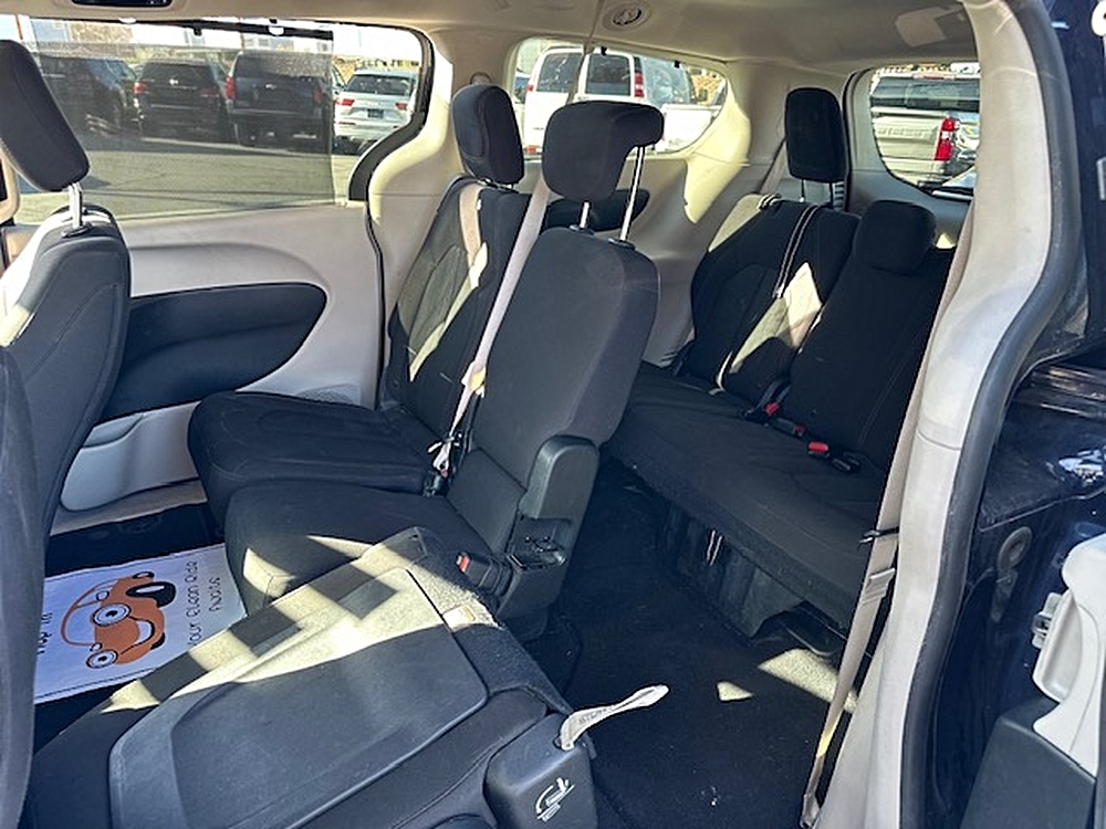 2017 Chrysler Pacifica Touring-L - Photo 29