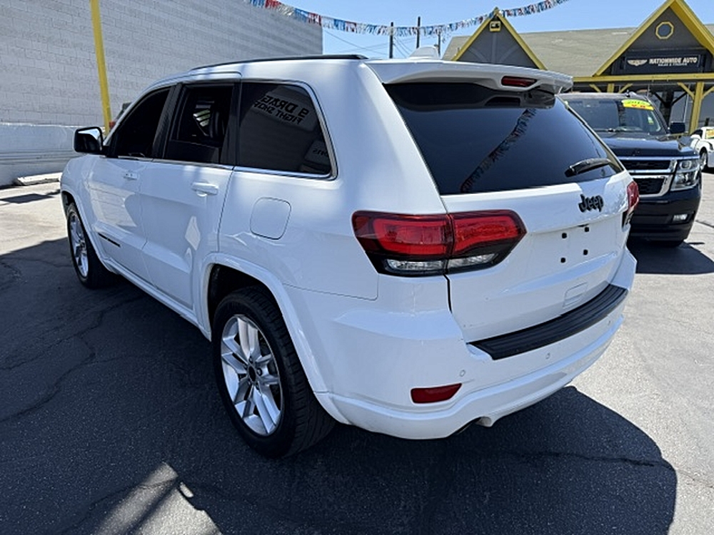 2016 Jeep Grand Cherokee Laredo E - Photo 9