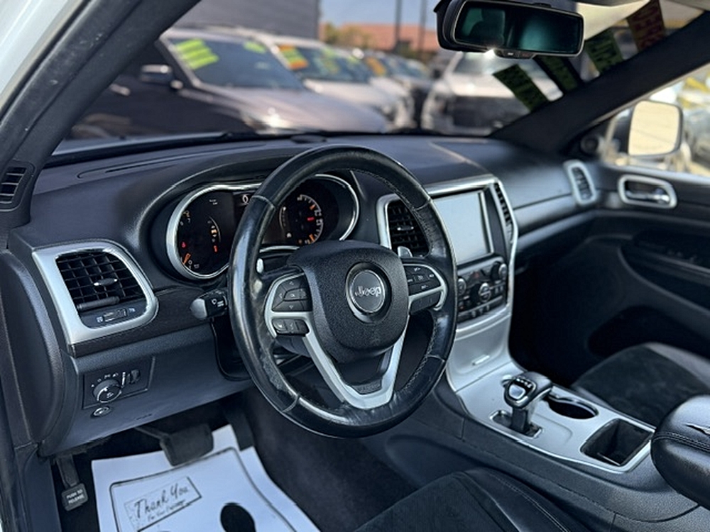 2016 Jeep Grand Cherokee Laredo E - Photo 6