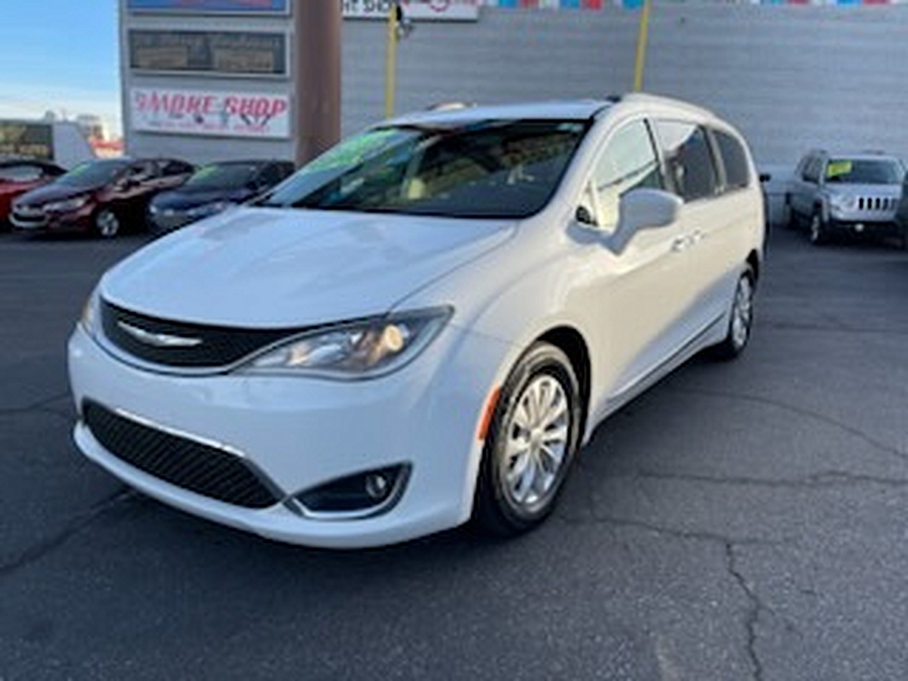 2017 Chrysler Pacifica Touring-L - Photo 14