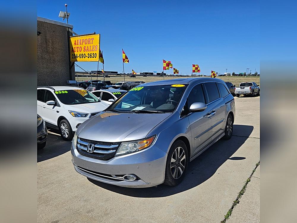 2017 Honda Odyssey Touring's photo