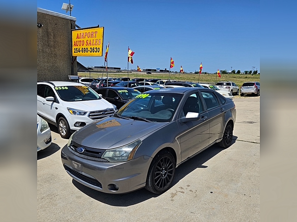 2003 Ford Focus SE - Photo 13