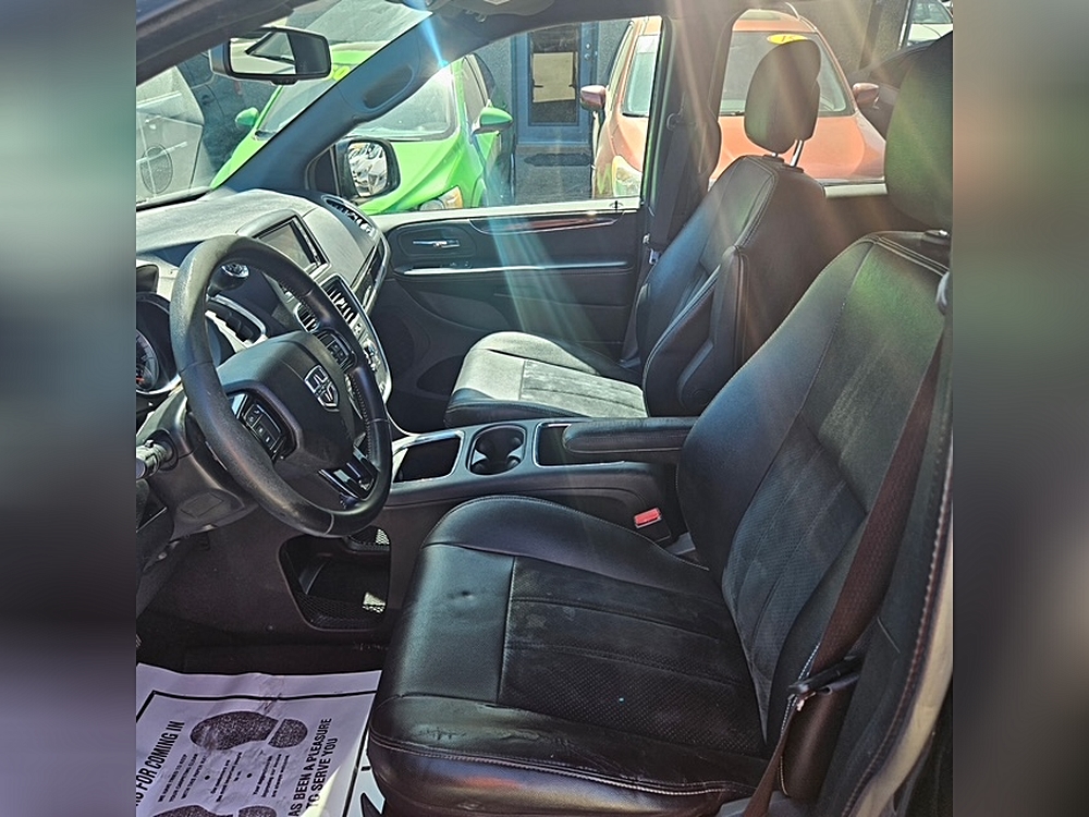 2016 Dodge Grand Caravan SXT Plus - Photo 8