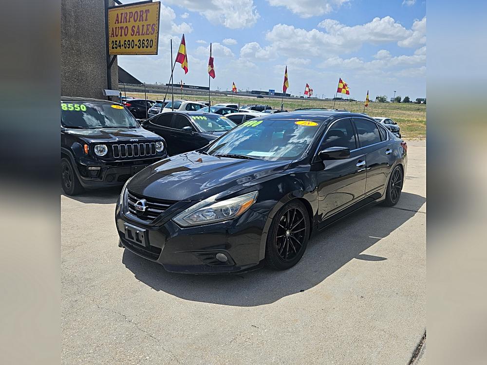 2018 Nissan Altima 2.5 SR FWD photo