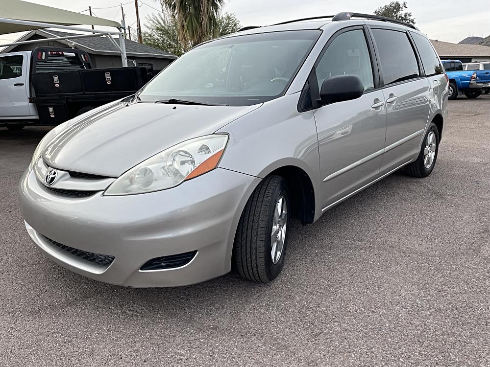 2009 Toyota Sienna XLE