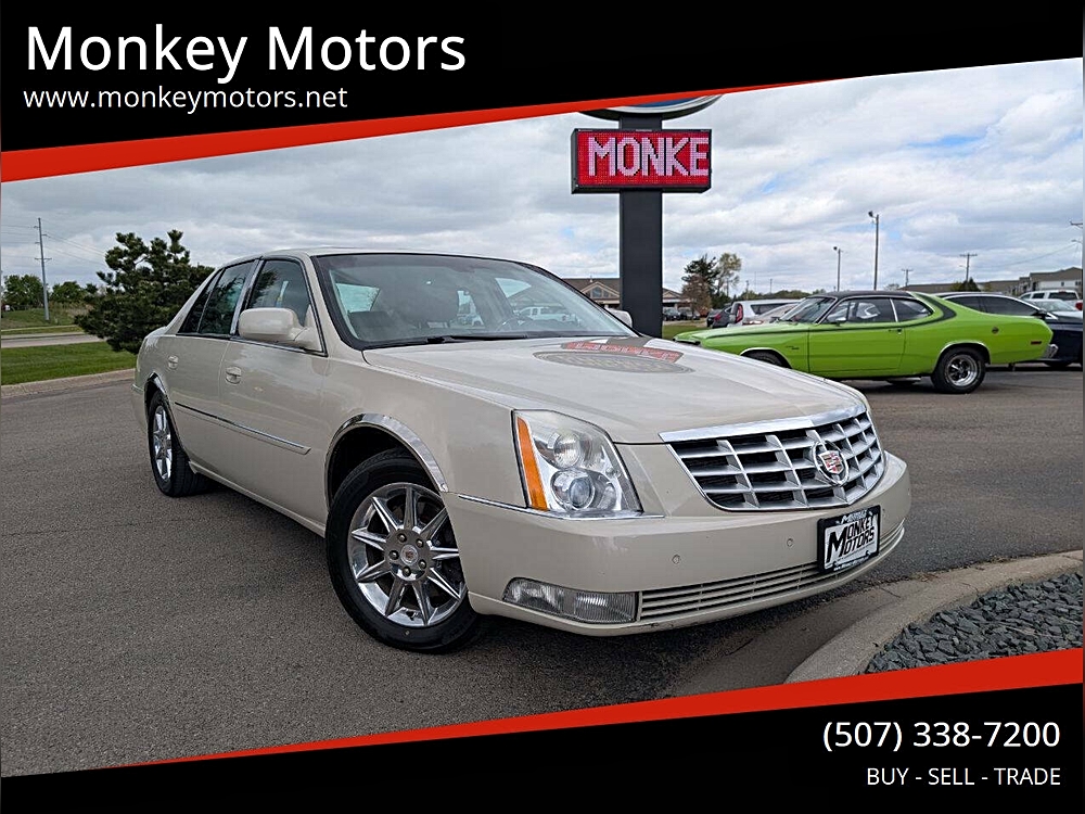 2010 Cadillac DTS Luxury Collection 4dr Sedan