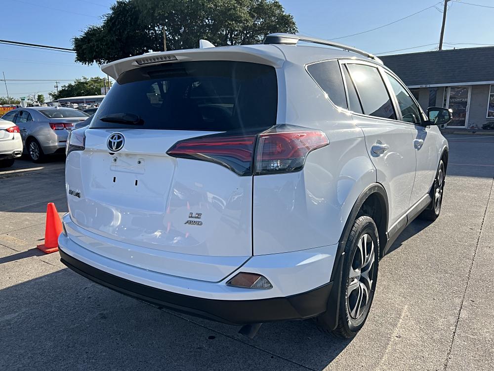 2015 Toyota RAV4 Limited - Photo 22