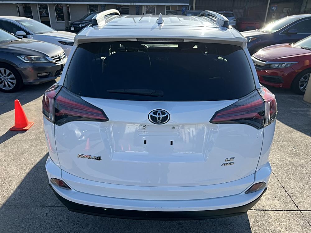 2015 Toyota RAV4 Limited - Photo 23