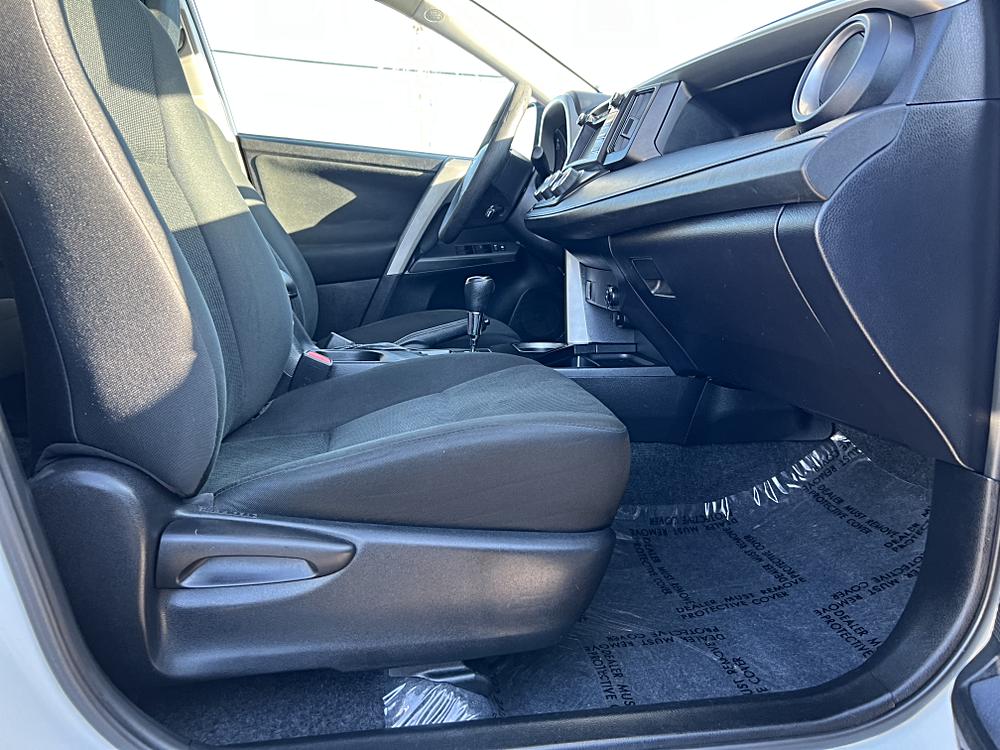 2015 Toyota RAV4 Limited - Photo 28