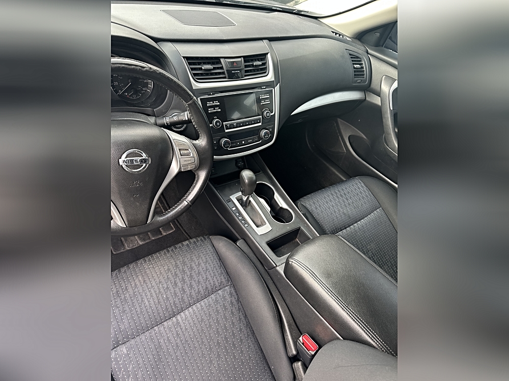 2019 Nissan Altima SR - Photo 64