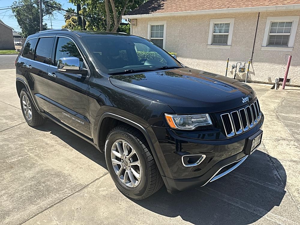 2015 Jeep Grand Cherokee Limited's photo