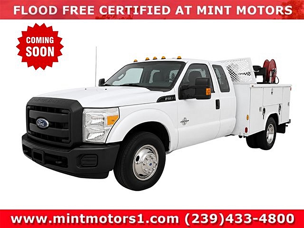 2015 Ford F-350 Super Duty Chassis Cab