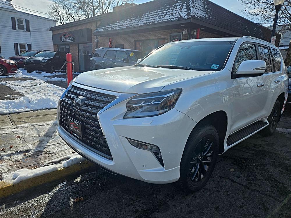 2021 Lexus GX Base's photo