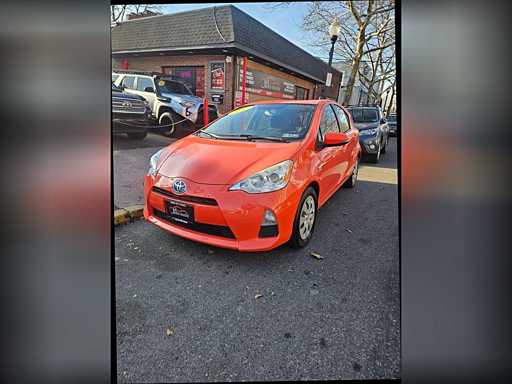 2012 Toyota Prius c Three