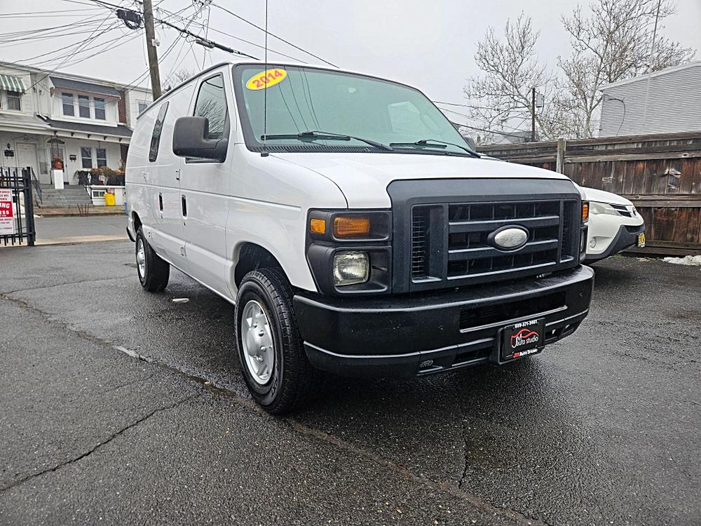 2014 Ford E-Series Econoline Van Commercial