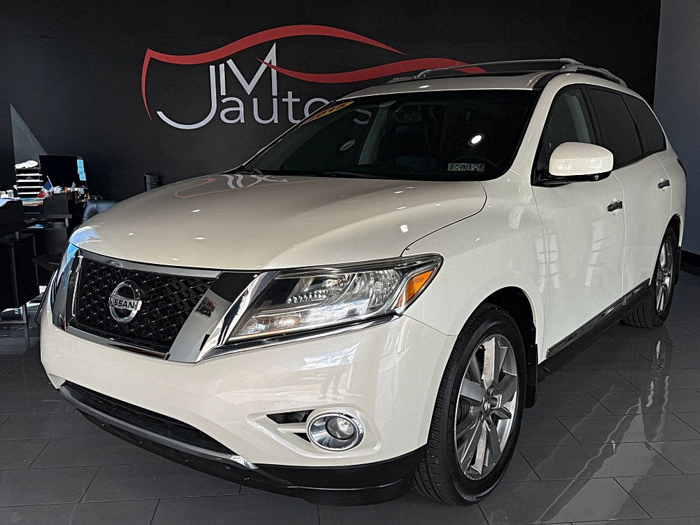 2015 Nissan Pathfinder Platinum 4WD's photo