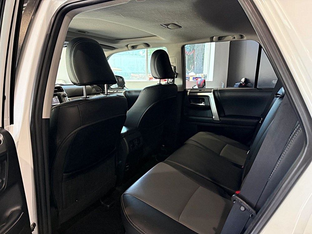 2018 Toyota 4Runner SR5 Premium - Photo 11