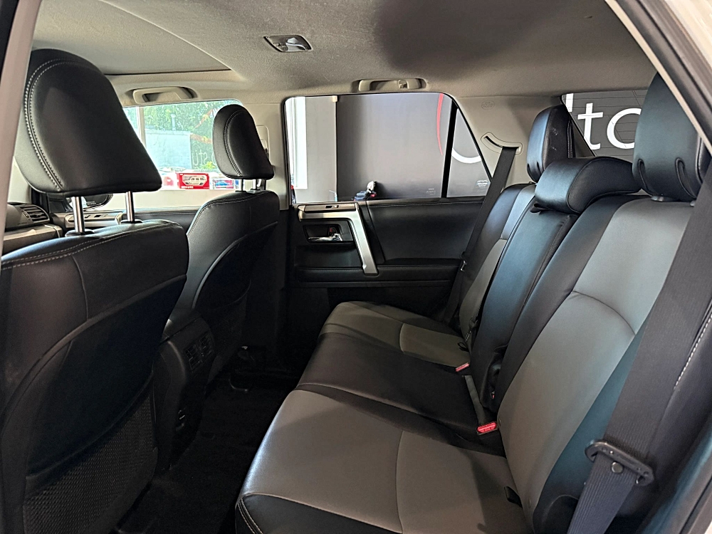 2018 Toyota 4Runner SR5 Premium - Photo 12
