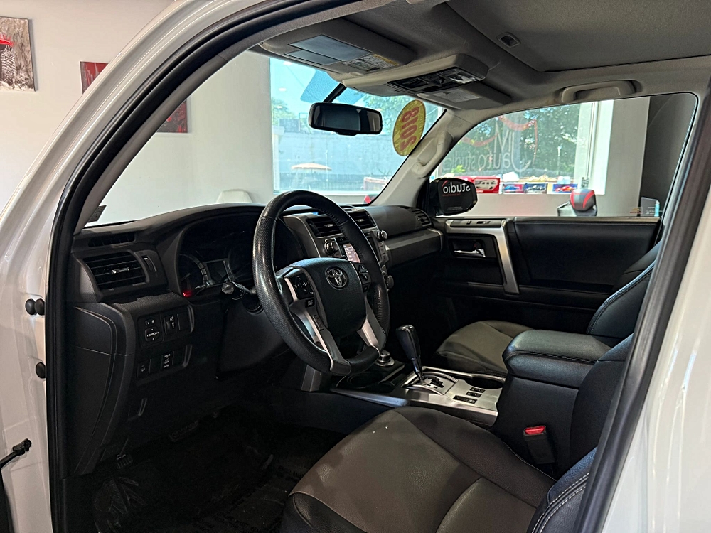 2018 Toyota 4Runner SR5 Premium - Photo 9