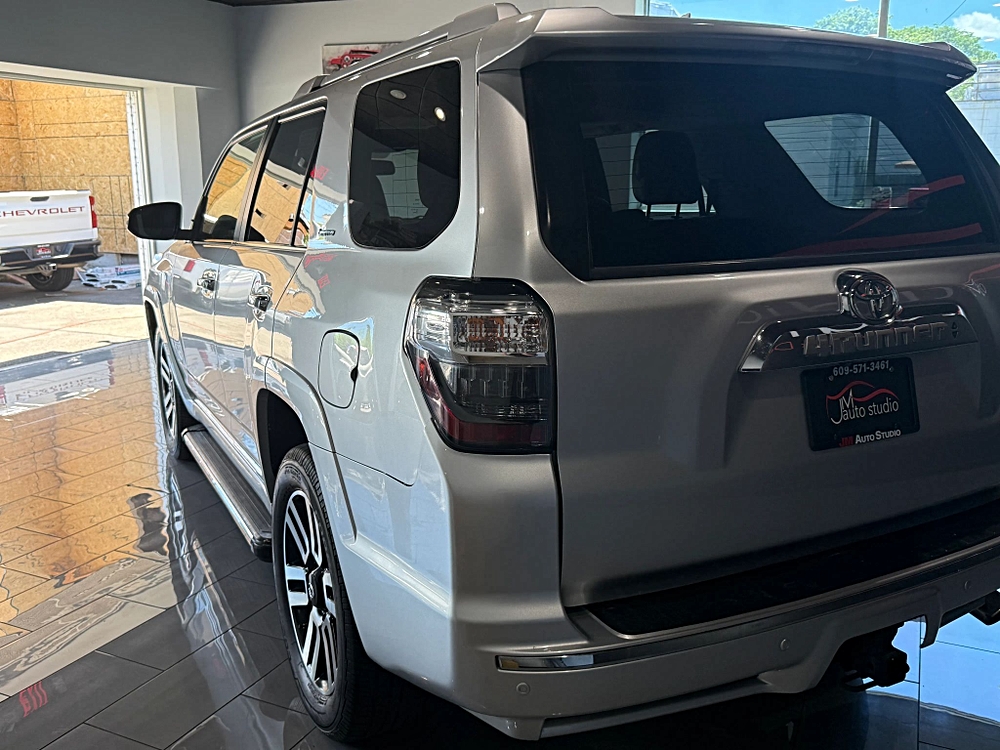 2014 Toyota 4Runner Limited - Photo 6