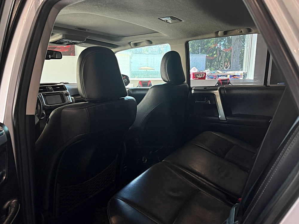 2014 Toyota 4Runner Limited - Photo 9
