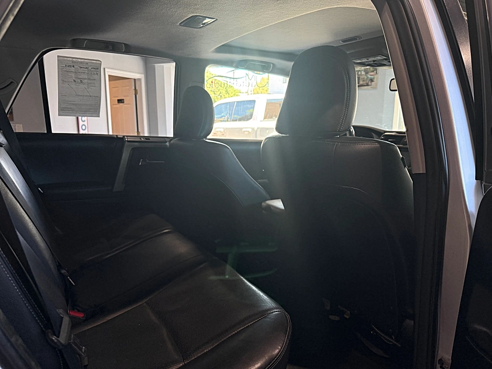 2014 Toyota 4Runner Limited - Photo 10