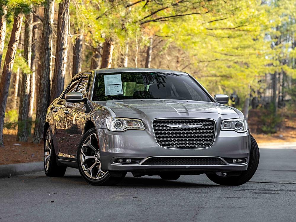 2018 Chrysler 300 C