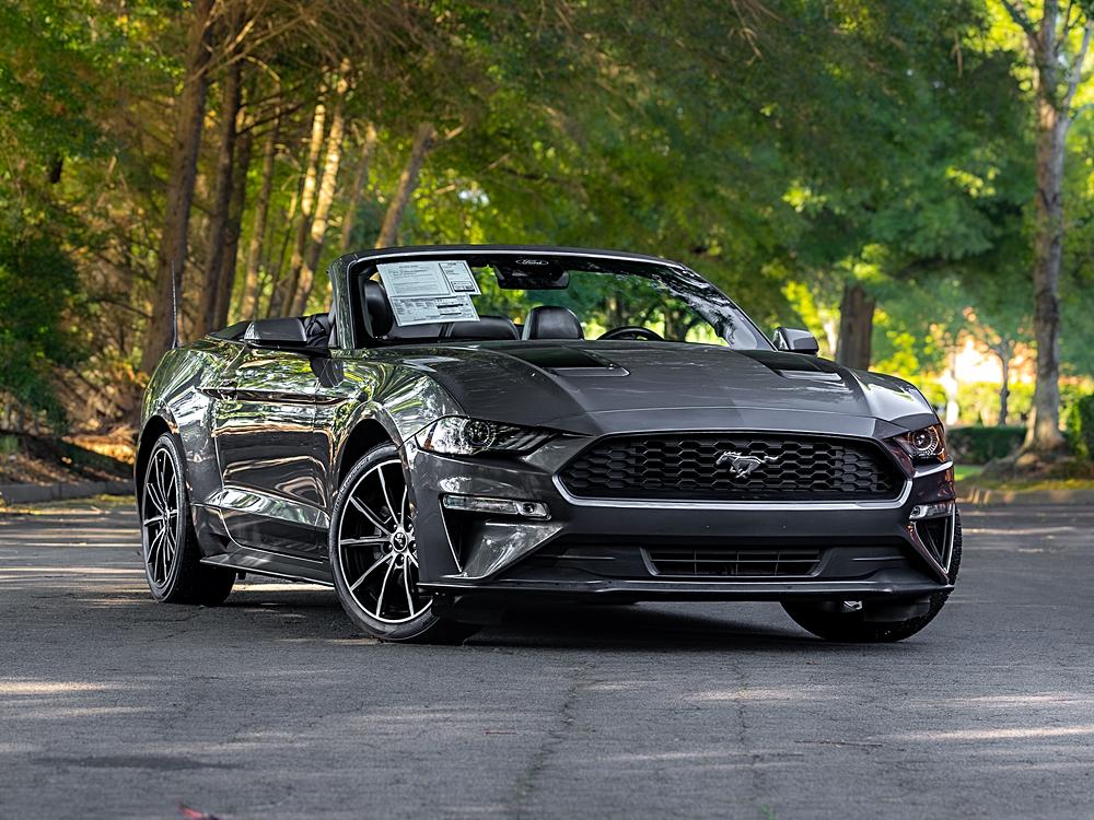 2021 Ford Mustang EcoBoost Convertible's photo