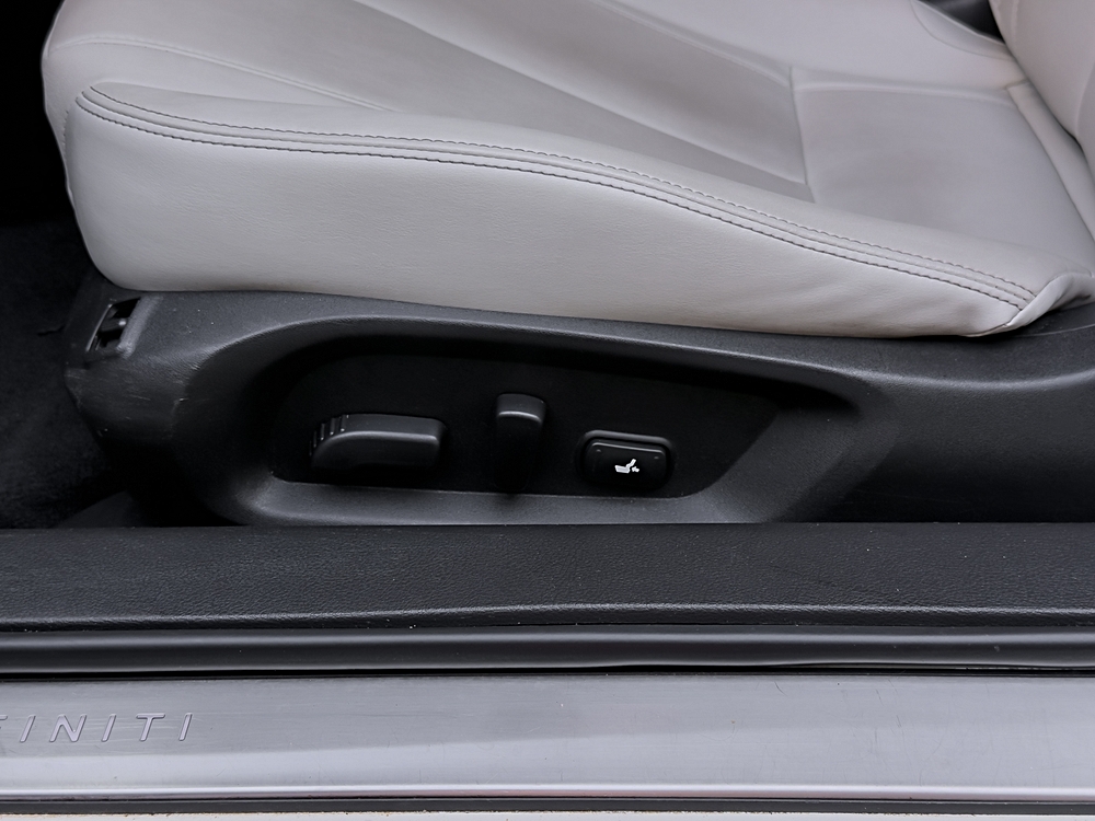 2017 INFINITI Q60 Coupe Premium - Photo 59