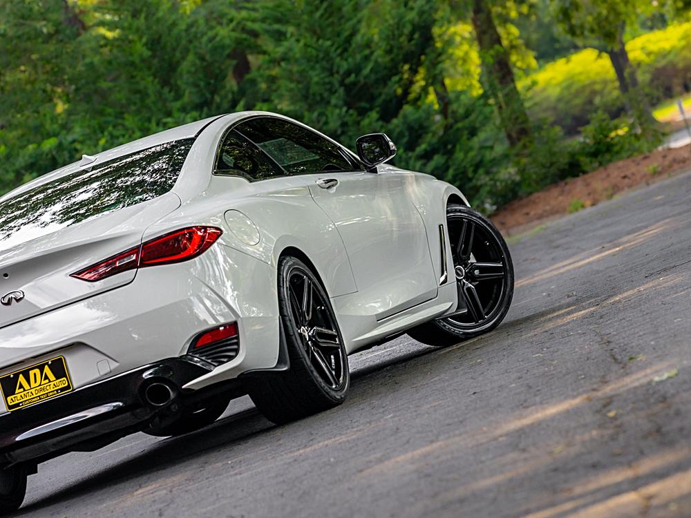 2017 INFINITI Q60 Coupe Premium - Photo 30