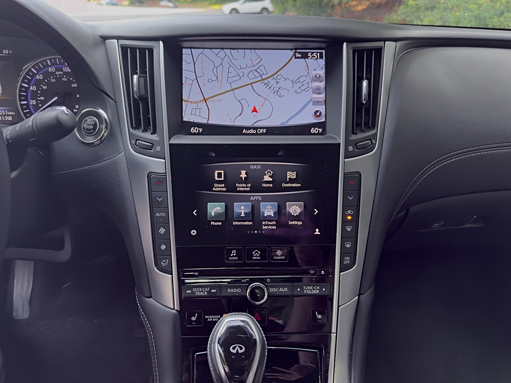 2017 INFINITI Q60 Coupe Premium - Photo 14