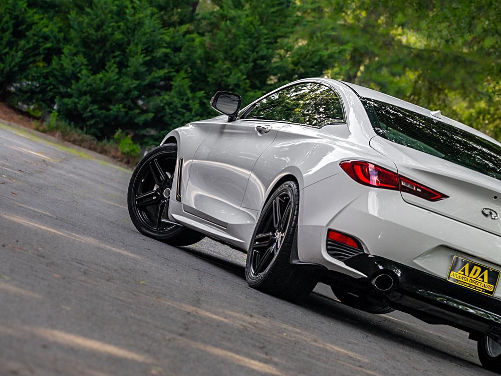 2017 INFINITI Q60 Coupe Premium - Photo 29