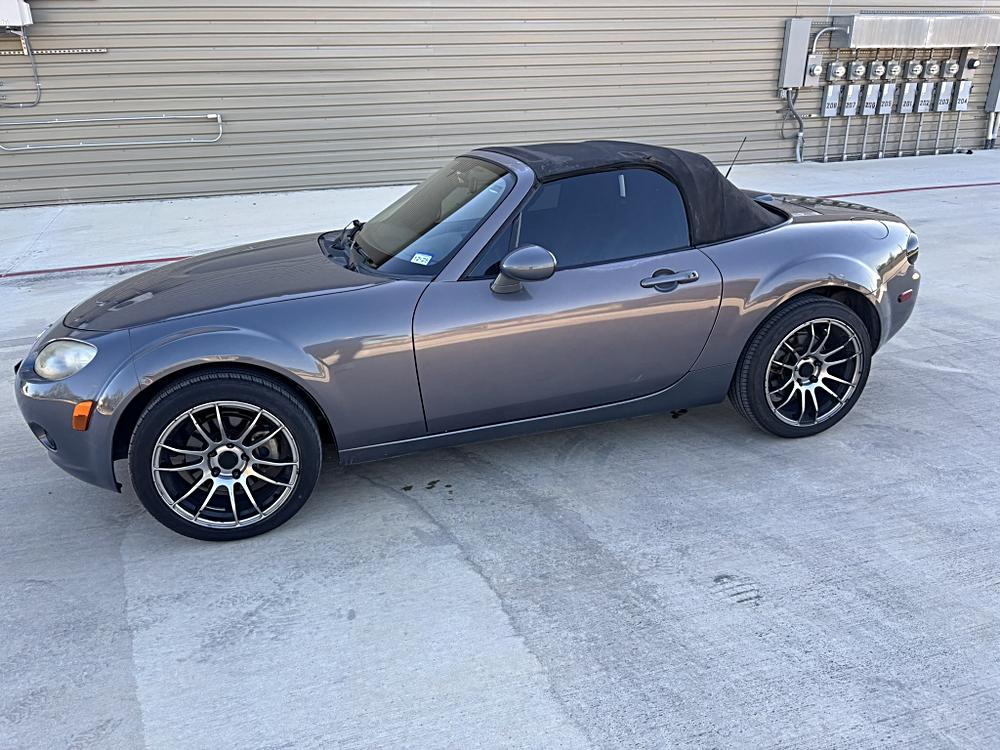 2006 Mazda MX-5 Miata Base