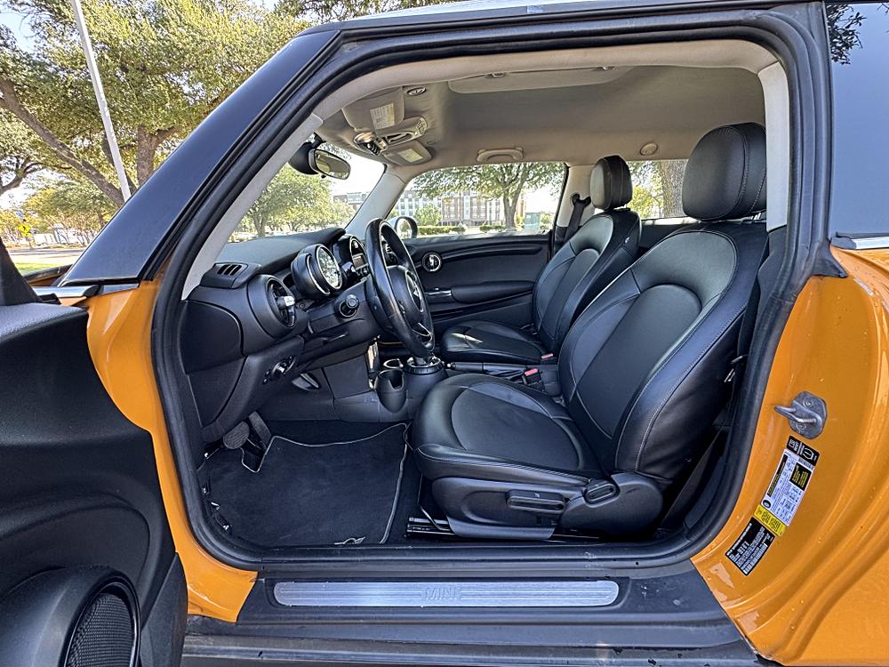 2015 MINI Cooper Base - Photo 11