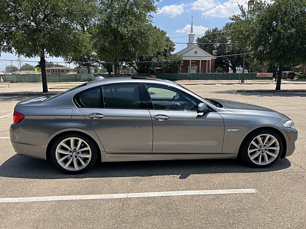 2011 BMW 5 Series 535i - Photo 6