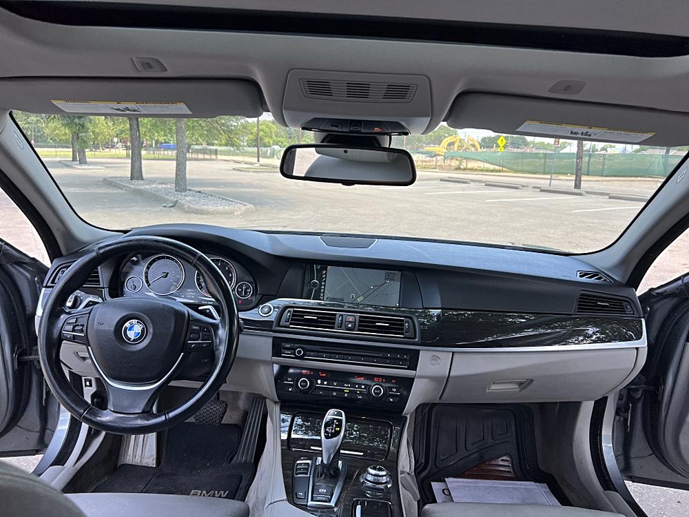 2011 BMW 5 Series 535i - Photo 27