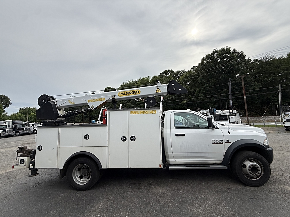 2017 RAM 5500 - Photo 9