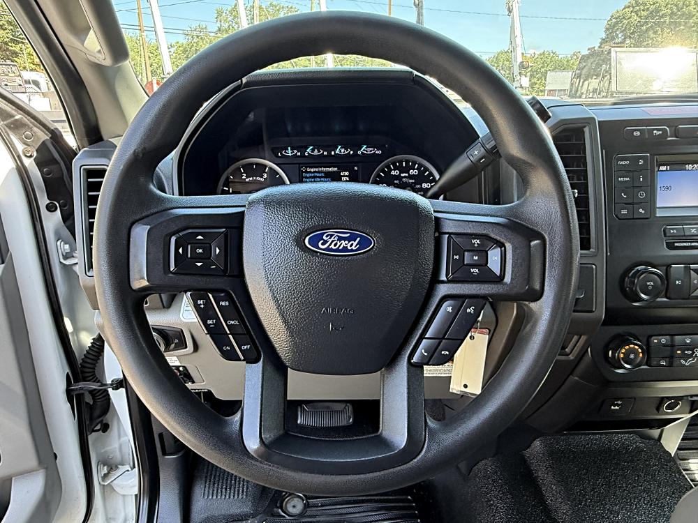 2022 Ford F-550 Super Duty Chassis Cab - Photo 32