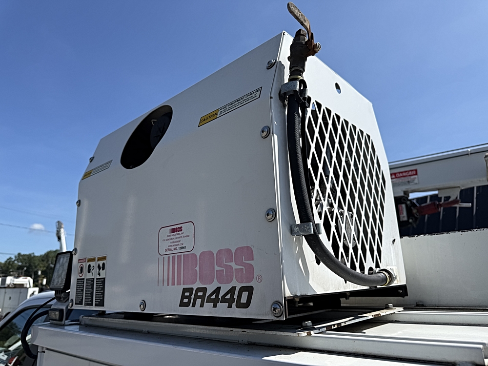 2022 Ford F-550 Super Duty Chassis Cab - Photo 11