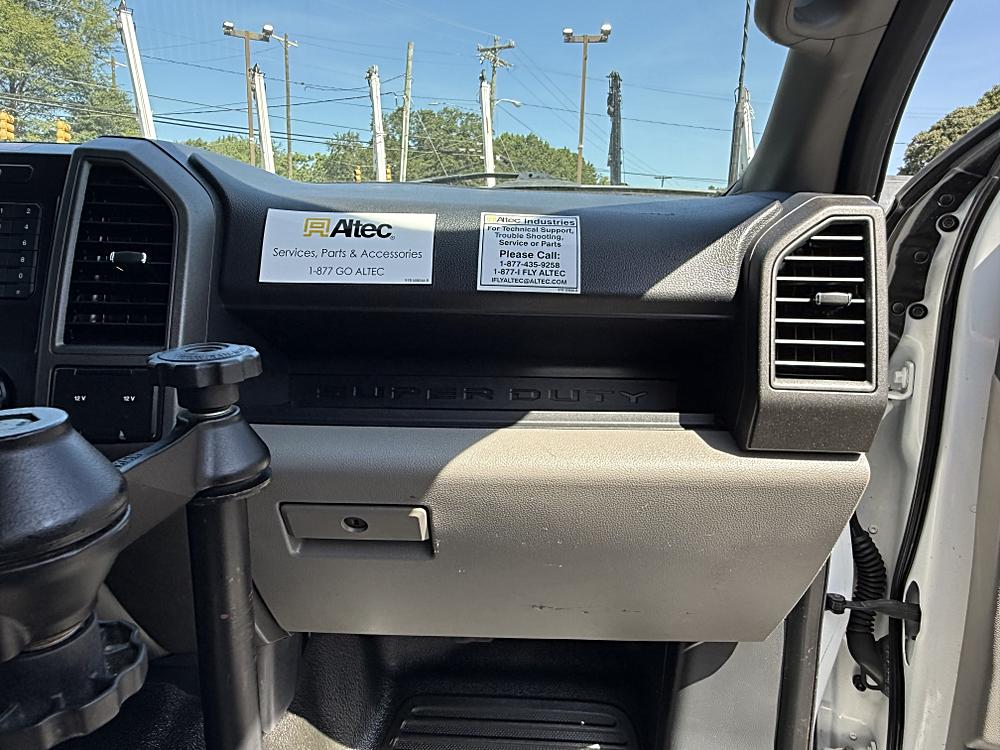 2022 Ford F-550 Super Duty Chassis Cab - Photo 46
