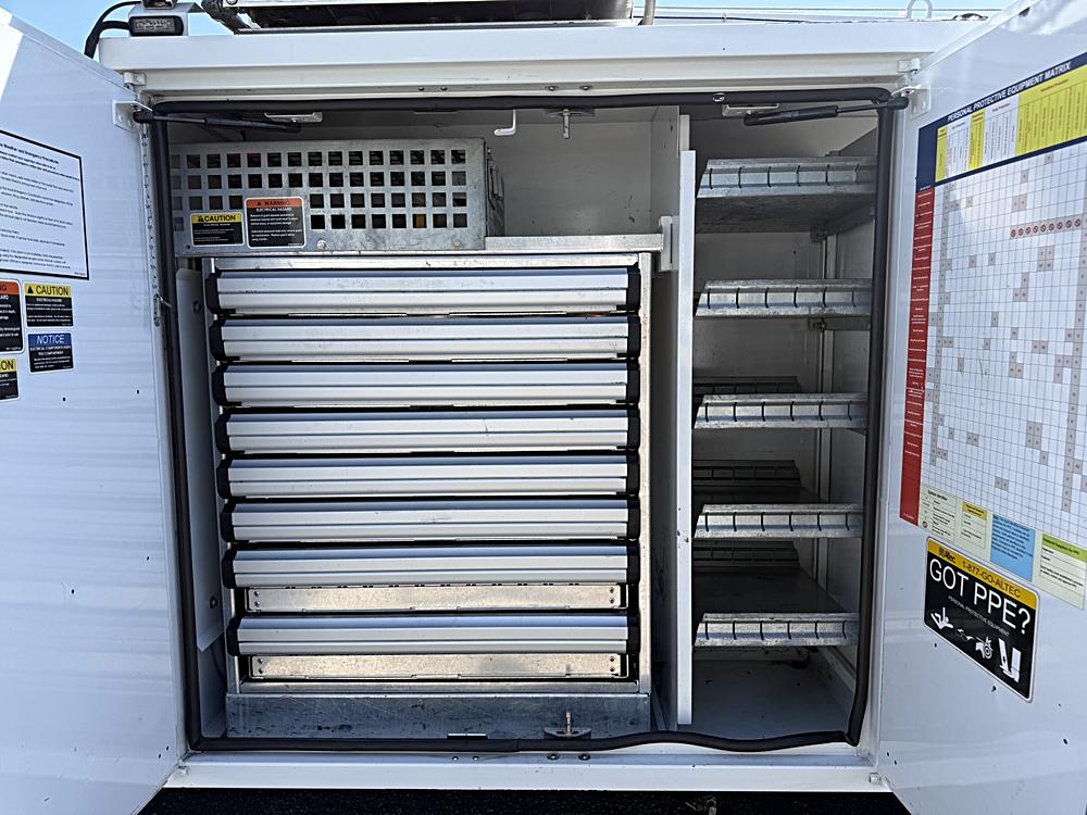 2022 Ford F-550 Super Duty Chassis Cab - Photo 18