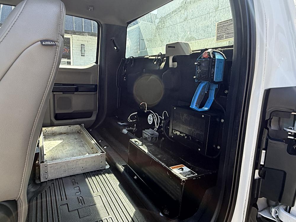 2022 Ford F-550 Super Duty Chassis Cab - Photo 39