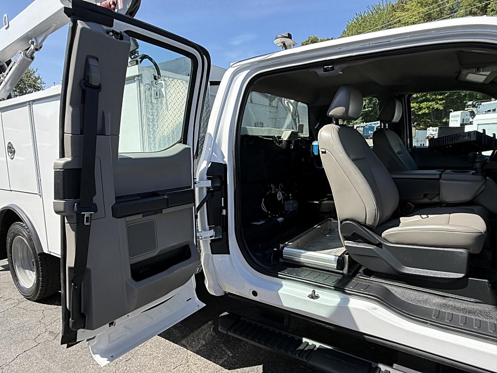 2022 Ford F-550 Super Duty Chassis Cab - Photo 45