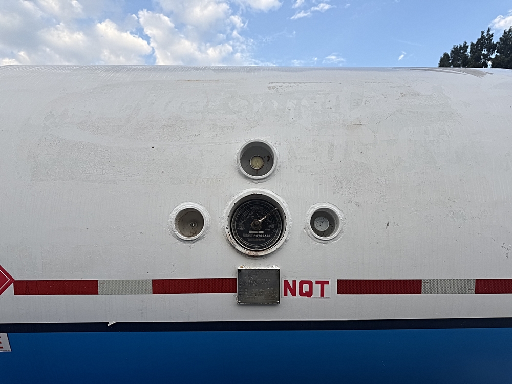 2017 Ford F-650 - Photo 10