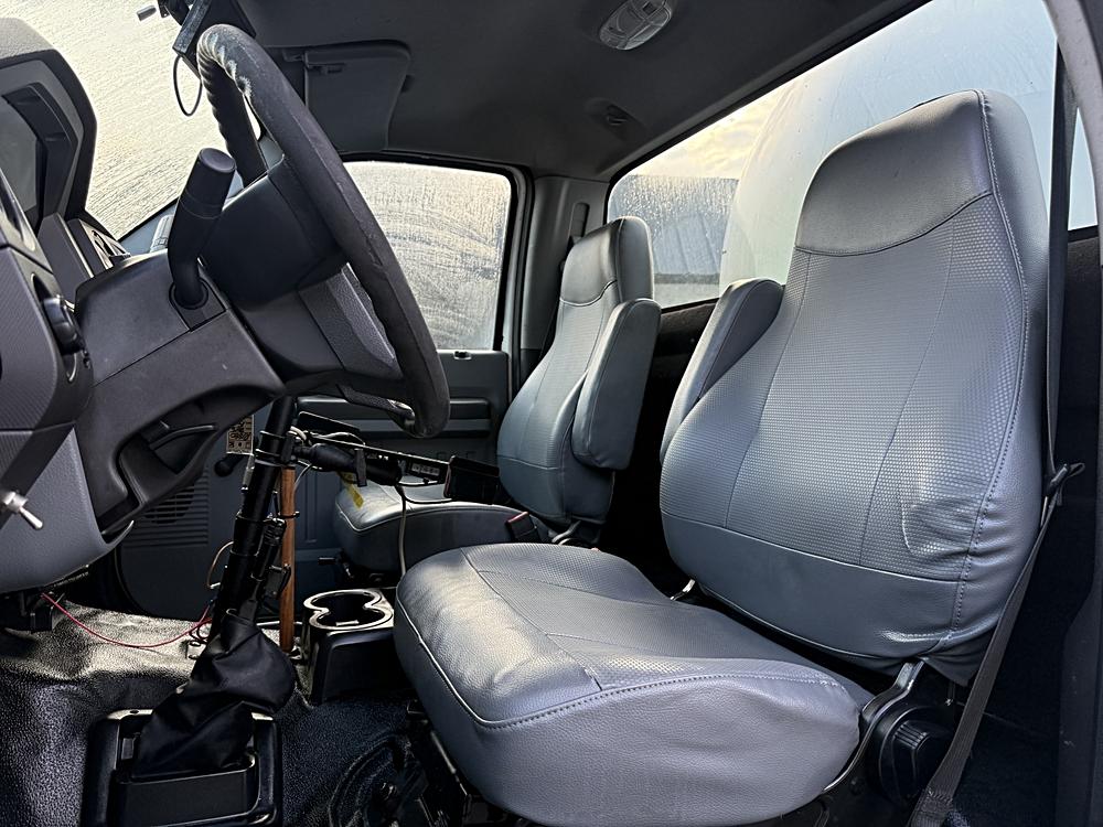 2016 Ford F-650 - Photo 15
