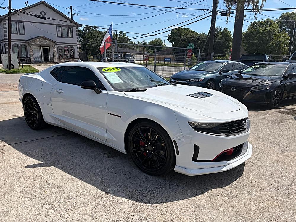 2023 Chevrolet Camaro 5