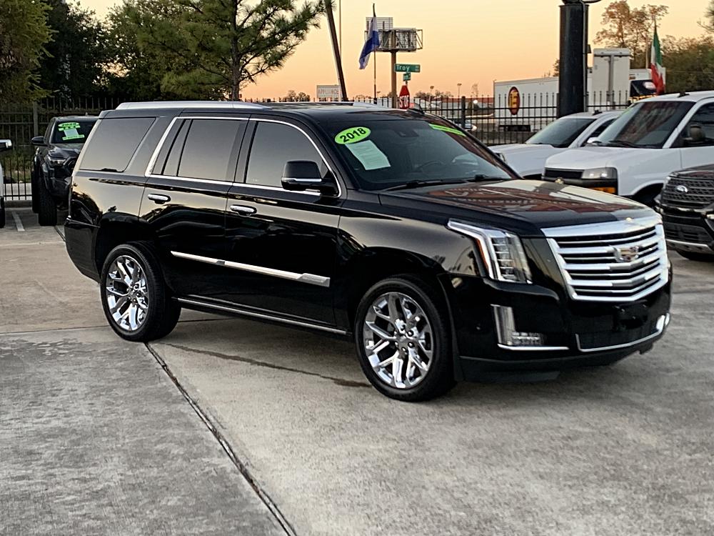 2018 Cadillac Escalade Platinum's photo