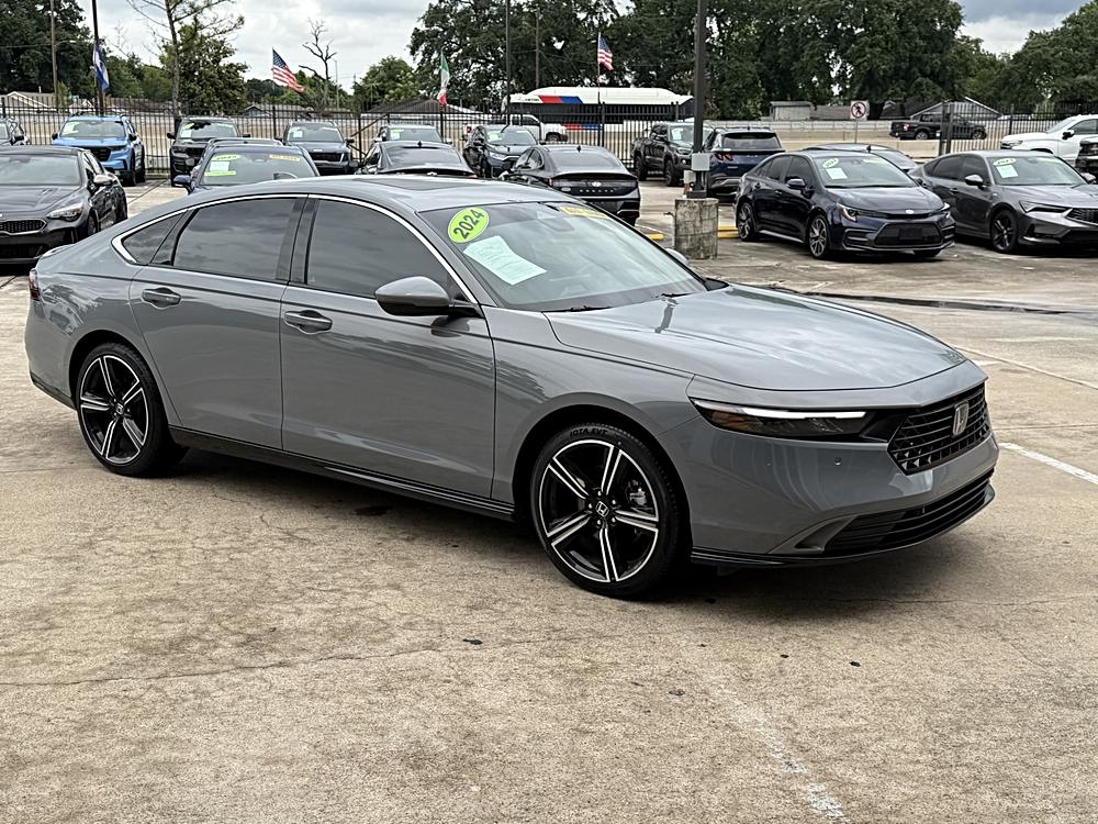 2024 Honda Accord Hybrid EX-L's photo