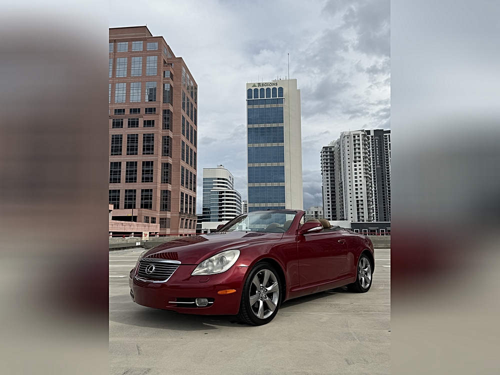 2010 Lexus SC 430's photo